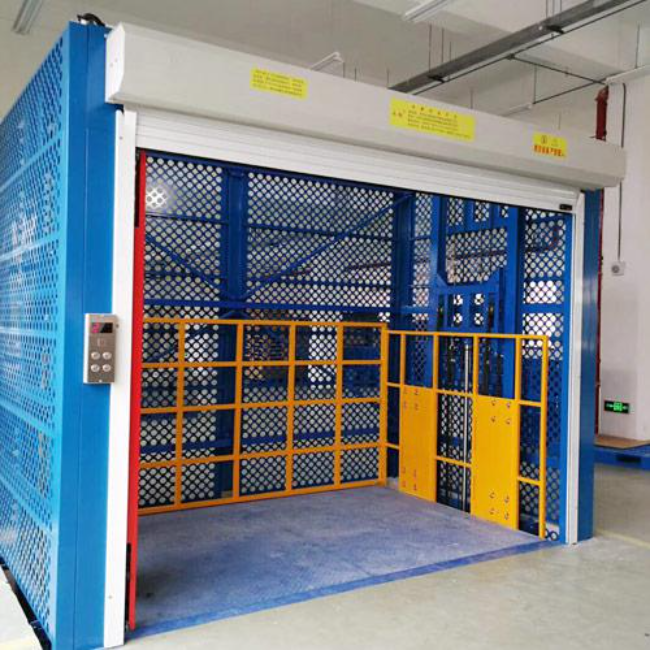 魏都导轨式升降货梯