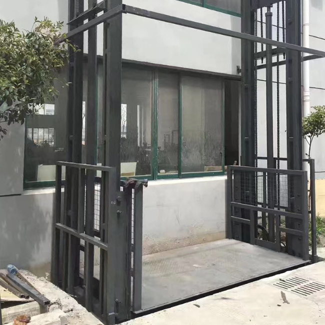 魏都5吨室外升降货梯